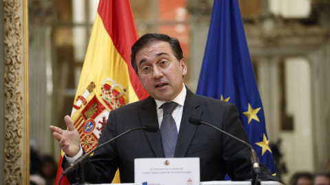 El ministro de Asuntos Exteriores y Cooperación, José Manuel Albares, durante un acto en el Instituto Cervantes de París.