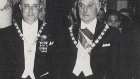 Trujillo (derecha) con Anastario Somoza, dictador nicaragüense, en 1952.