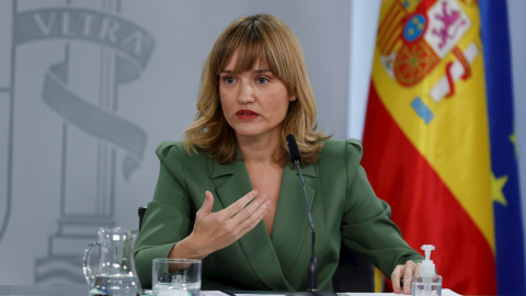 La ministra de Educación, Pilar Alegría durante la rueda de prensa tras el Consejo de Ministros celebrado este martes en el Palacio de La Moncloa.