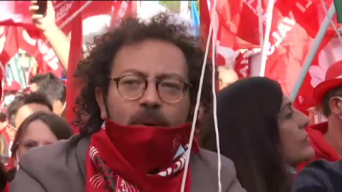 Gran marcha en Italia contra el fascismo