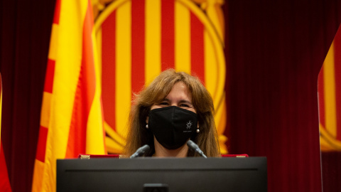 La presidenta del Parlament, Laura Borràs, en la primera sesión de control del nuevo Ejecutivo, a 2 de junio de 2021, en el Parlament de Catalunya, Barcelona, (España).