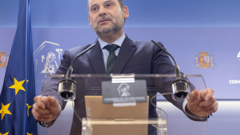 El exministro de Transportes y diputado del PSOE, José Luis Ábalos, durante una rueda de prensa, en el Congreso de los Diputados, a 27 de febrero de 2024, en Madrid