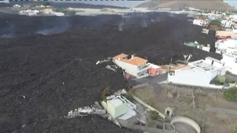 El drama del volcán en La Palma: "Todo mi sacrificio de 20 años se lo tragó el monstruo"