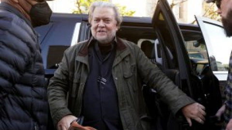 Condenado a cuatro meses de prisión Steve Bannon, exasesor de Trump