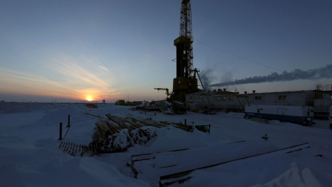 Una torre de perforación de petróleo en el campo petrolero Vankorskoye de la compañía Rosneft, empresa en propiedad del Gobierno ruso.