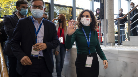 Llegada de la presidenta de la Comunidad de Madrid, Isabel Díaz Ayuso, al XVI Congreso Autonómico del PP Andaluz que se desarrollará este fin de semana en el Palacio de Congreso de Granada bajo el lema 'Andalucía, el cambio funciona' a 18 de noviembre