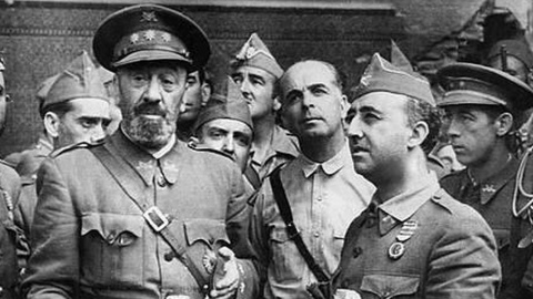 El general José Moscardó y Francisco Franco.