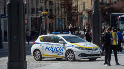 Imagen de archivo de un coche de la Policía Municipal de Madrid.