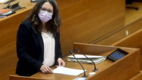 Oltra denuncia en Les Corts las "mentiras" de la derecha sobre los menores tutelados para intentar desgastar al Govern valenciano