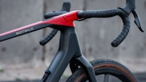 Esta nueva bicicleta eléctrica cuesta 12.000 euros y viene con un "diseño radical"