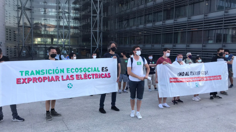 Acto de Anticapitalistas contra el 'tarifazo'.