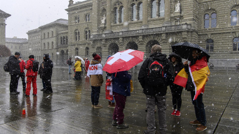 Protestas en Berna por la aprobación del pasaporte covid.