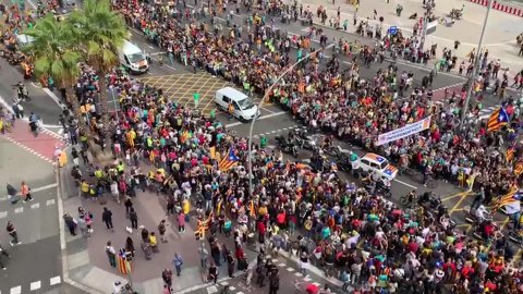 Las columnas de la 'Marxa de la Llibertat' desde Berga y Vic llegan a Barcelona