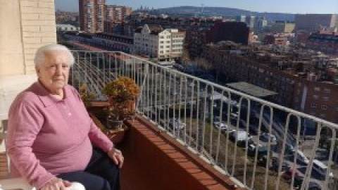 Doce meses del desahucio por error de Rosario (98 años): "Todavía no me han devuelto nada, ni la foto de mi boda"