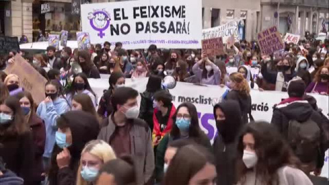 El feminismo toma las calles en un 8M con restricciones y sin manifestaciones en Madrid