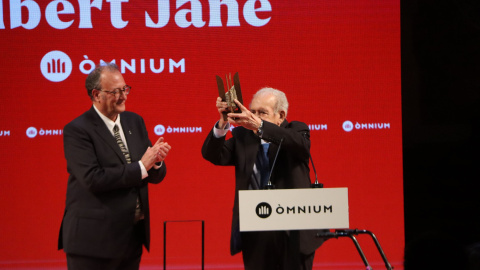 Albert Jané rep el 56è premi d'Honor de les Lletres Catalanes.