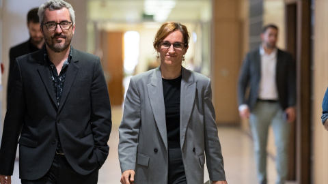 La ministra de Sanidad, Mónica García, y el secretario de Estado de Sanidad, Javier Padilla, a su llegada a una rueda de prensa tras el pleno del Consejo Interterritorial del Sistema Nacional de Salud (CISNS), en la sede del Ministerio