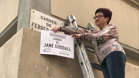 Acción simbólica de #WomenInCities en una calle de Barcelona. / EVA GARCÍA VALERO / CITYCISE