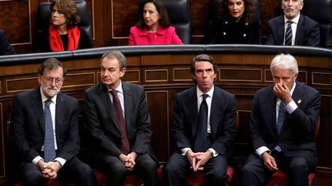 Los expresidentes del Gobierno Mariano Rajoy, José Luis Rodríguez Zapatero, José María Aznar, y Felipe González, durante el acto de conmemoración del cuarenta aniversario de la Constitución.