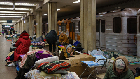 10/03/2022 Residentes de Járkov se refugian de los ataques en el Metro de la ciudad