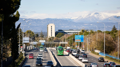 Tráfico en la autovía A-6, a 3 de diciembre de 2021, en Madrid