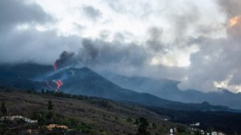 La colada que surgió el sábado en La Palma se ha llevado por delante muchas viviendas