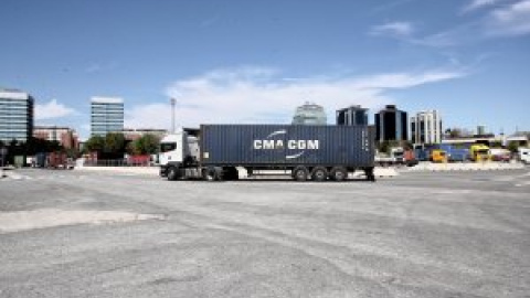 Los transportistas convocan un cierre patronal antes de Navidad ante el "abandono" del Gobierno