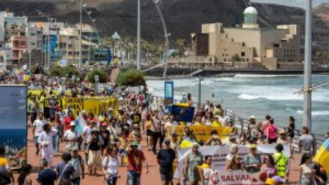 La turistificación de Canarias copa la mala gestión ambiental de las costas españolas