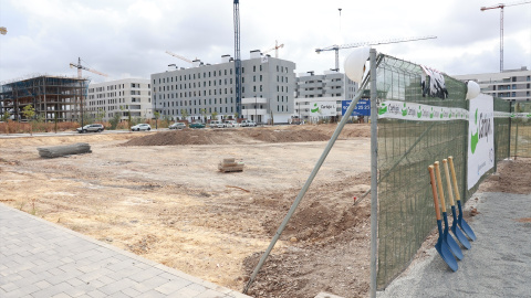 Obras de la promoción 'Residencial Puerta Jerez', en Sevilla (Andalucía, España).