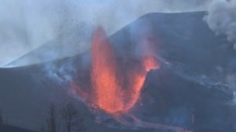 La emisión de dióxido de azufre se dispara y los científicos prevén la erupción más larga en 500 años