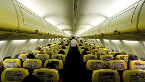 El interior de un avión de Ryanair. - REUTERS