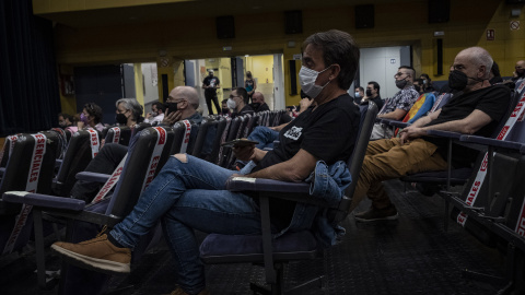 Asistentes a la presentación de Rock contra el fascismo, en el Auditorio Marcelino Camacho de Madrid.