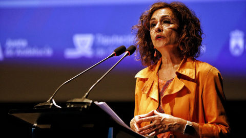 21/06/2024 La vicepresidenta primera del Gobierno y ministra de Hacienda, María Jesús Montero, en un acto en Chiclana de la Frontera, a 21 de junio de 2024.