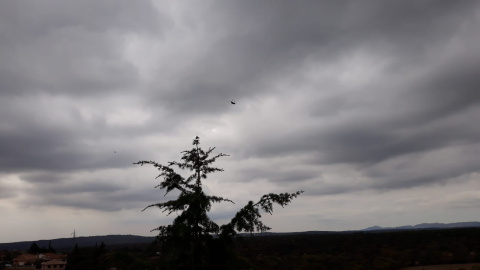 Imagen de uno de los helicópteros que participan en el ensayo del traslado del dictador. PÚBLICO