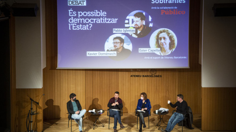 Debate del Institut Sobiranies y 'Público' sobre la democratización del Estado.