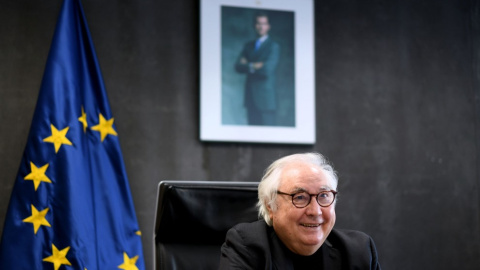 El ministro de Universidades, Manuel Castells, durante la entrevista con 'Público'.