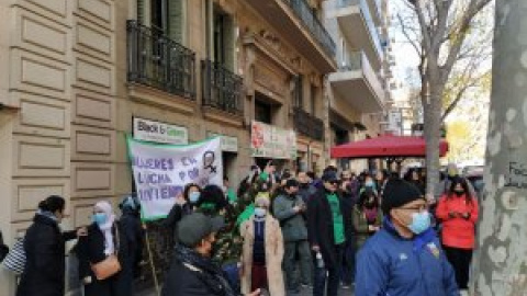 Desahucian en Barcelona a un hombre sin recursos y su madre tras cinco intentos a pesar de estar amparados por la ONU