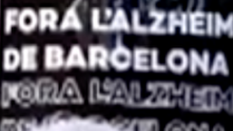 Denunciados tres sospechosos por pegar carteles de Pasqual Maragall y el lema 'Fuera el Alzheimer de Barcelona'