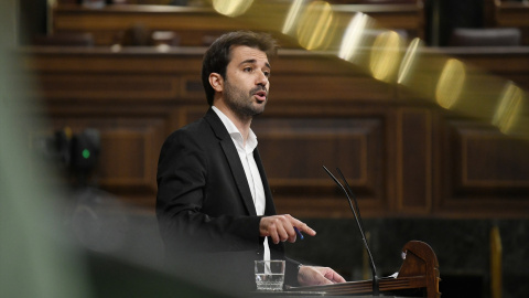 Imagen de archivo del portavoz de Podemos en el Congreso, Javier Sánchez Serna, durante una sesión plenaria en el Congreso.