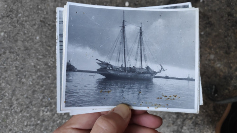 El velero 'Nuevo Adán' zarpa desde Gran Canaria rumbo a Venezuela en 1955.