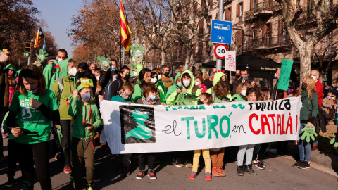 L'escola Turó del Drac de Canet de Mar surten en defensa de la immersió.