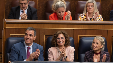 Pedro Sánchez, María Jesús Montero, Yolanda Díaz y varios diputados del PSOE, en el Congreso el pasado 20 de junio.