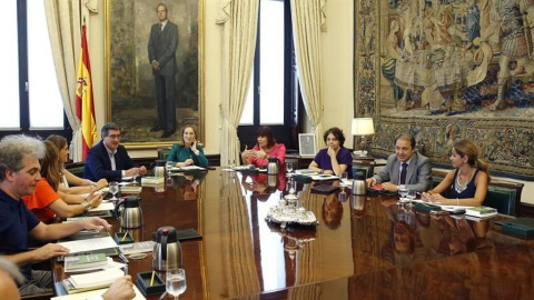 Reunión de la Mesa del Congreso, presidida por Ana Pastor. EFE