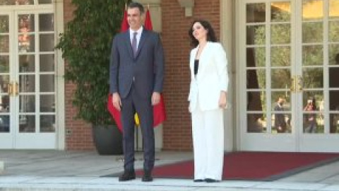 Sánchez recibe a Ayuso en La Moncloa