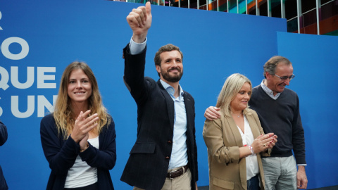 1-11- 19 /La cabeza de lista al Congreso del PP por Bizkaia, Beatriz Fanjul; el presidente del PP y candidato del partido al 10N, Pablo Casado; la cabeza de lista del PP al Congreso por Álava, Mari Mar Blanco, y el presidente del PP vasco, Alfonso Alonso