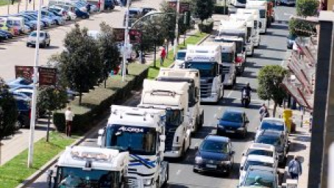 Autobuses, taxis y ambulancias desconvocan la manifestación del domingo tras el acuerdo con el Gobierno