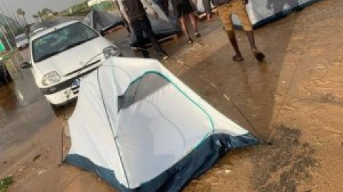 Las lluvias inundan las chabolas de los jornaleros de la fresa mientras las ONG exigen alojamientos dignos