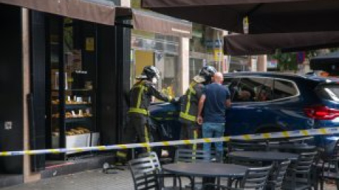 Cuatro personas heridas por un atropello múltiple en una terraza de Sabadell