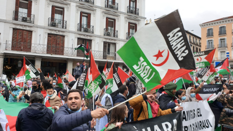 Manifestación frente al Ministerio de Asuntos Exteriores por la autodeterminación del Sáhara