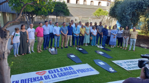 Los alcaldes, en la Diputación de Sevilla, este martes.